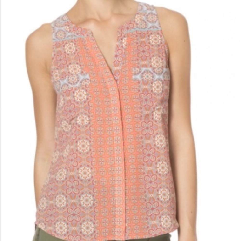 Sanctuary sleeveless V-neck blouse large
